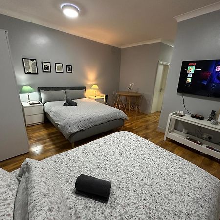 Central Ground Floor Studio Лондон Екстериор снимка