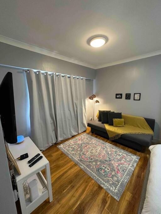 Central Ground Floor Studio Лондон Екстериор снимка