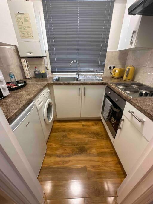 Central Ground Floor Studio Лондон Екстериор снимка